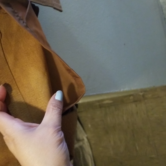(Leather) Genuine Leather Suede Camel Whiskey Colored Skirt. - Picture 2 of 8